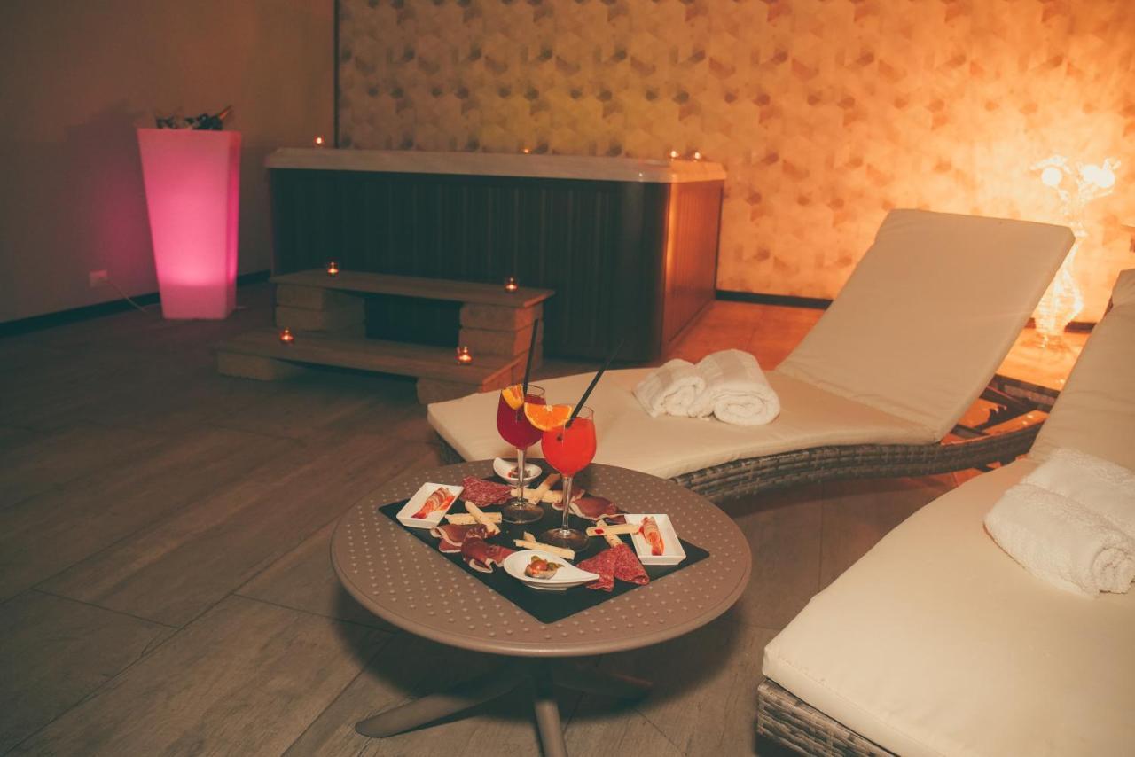 Villa Treglia B&B Formia Exteriör bild