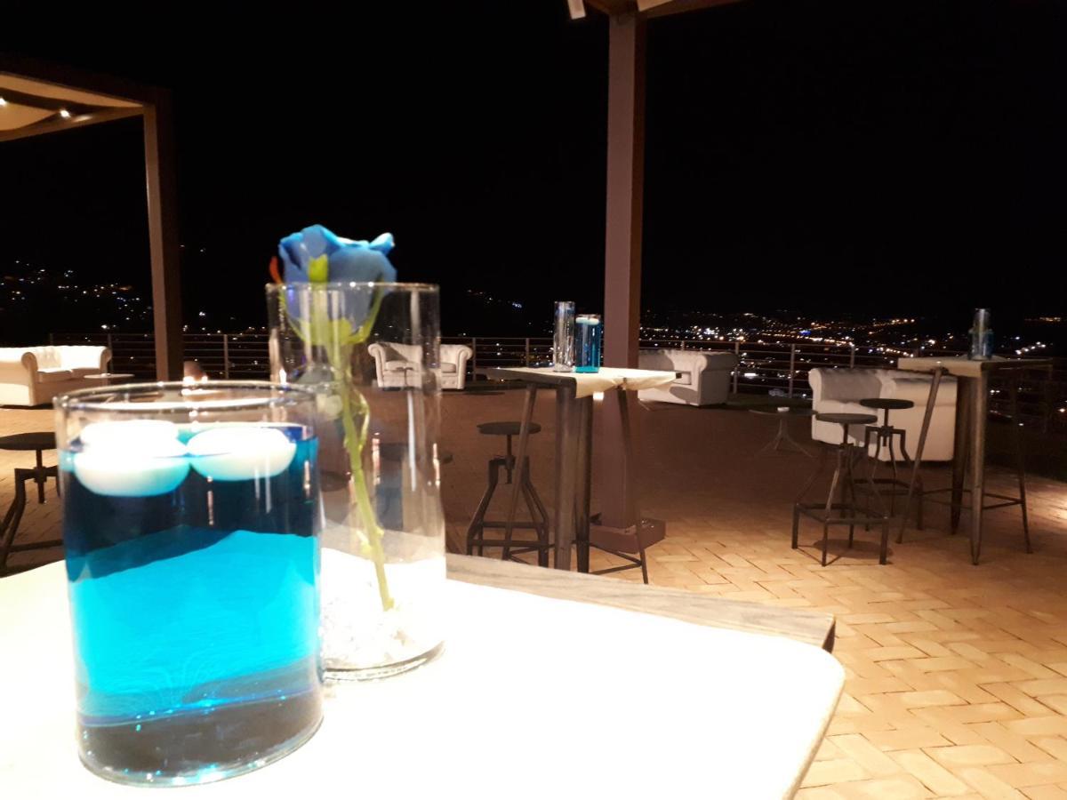 Villa Treglia B&B Formia Exteriör bild