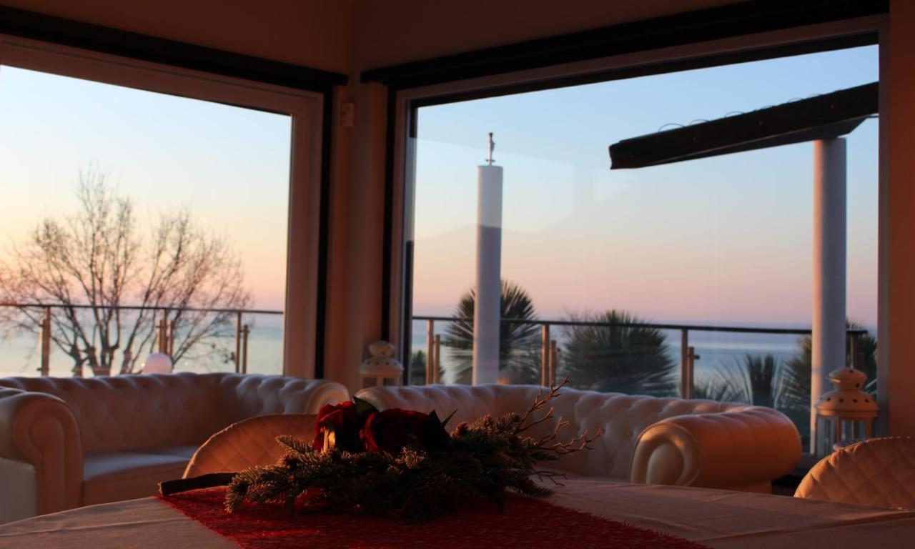 Villa Treglia B&B Formia Exteriör bild
